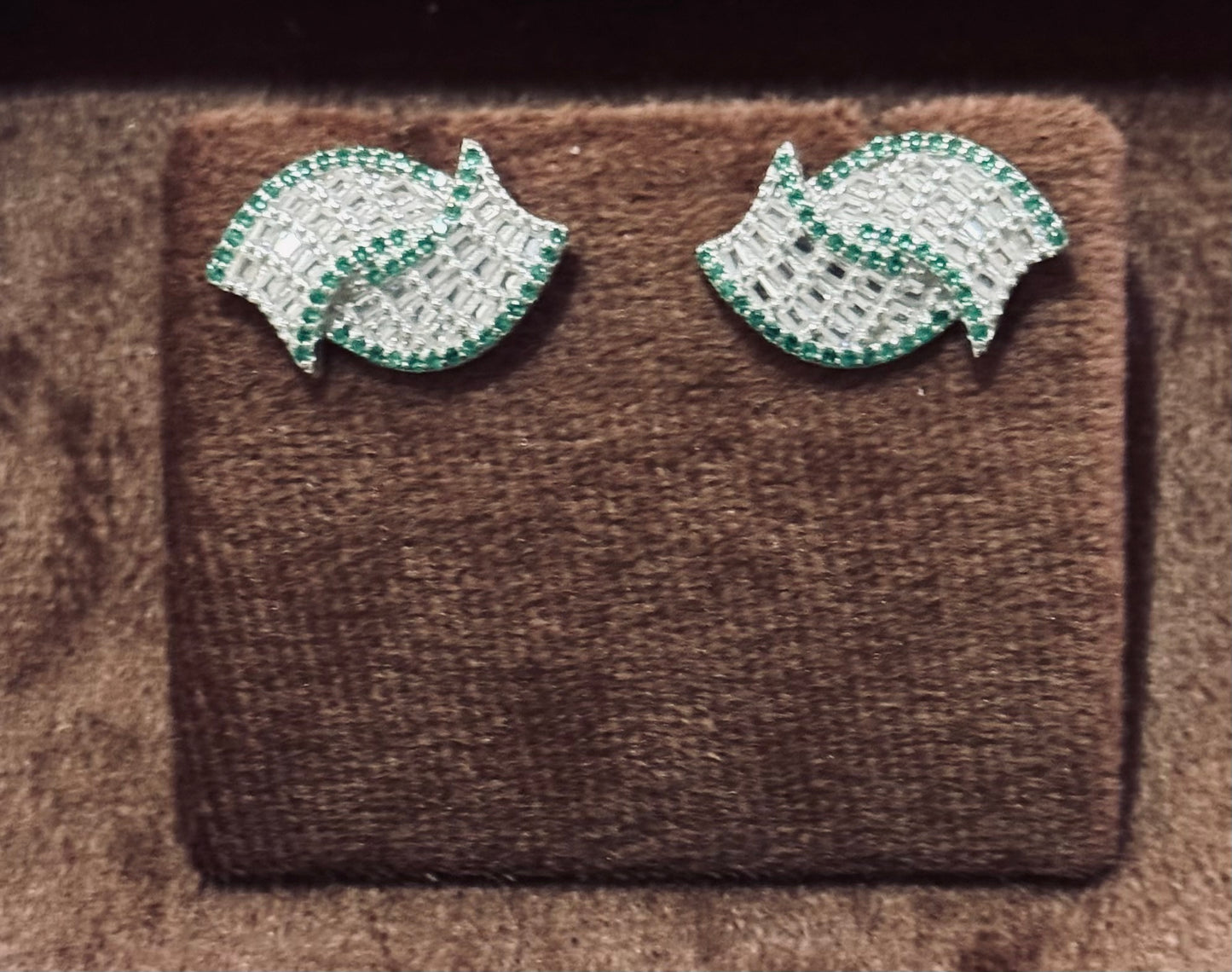 Women/Girls Silver Earrings with charming stones 12