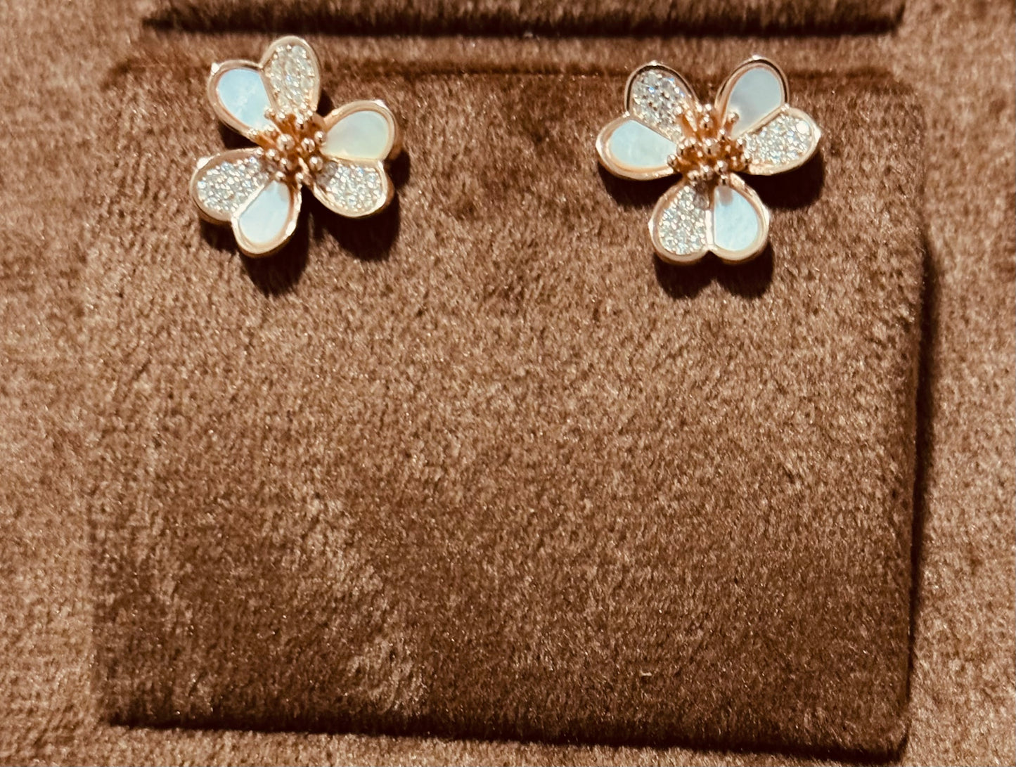 Women/Girls Silver Earrings with charming stones 26