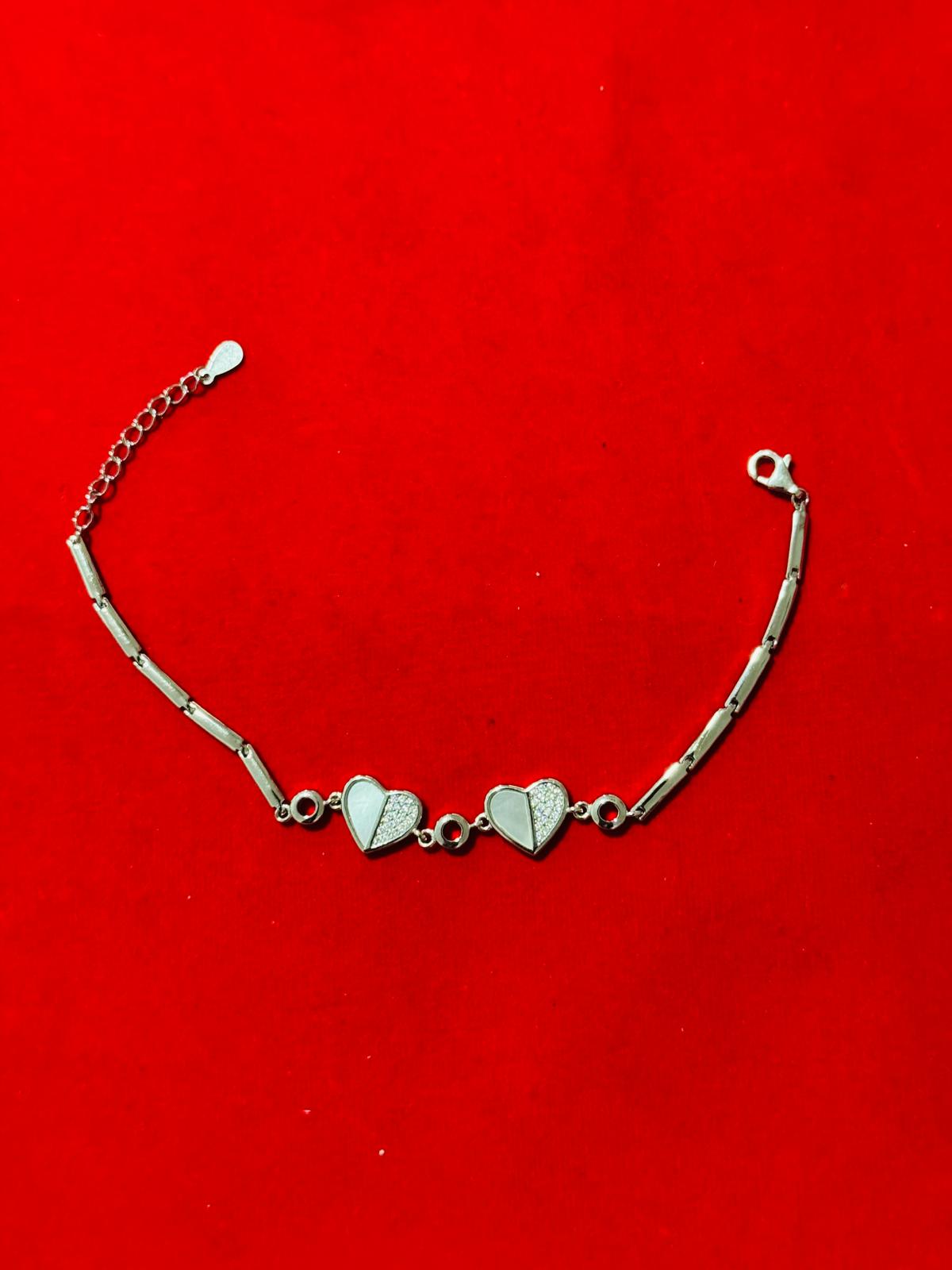 Women/ Girls Silver Bracelet 3