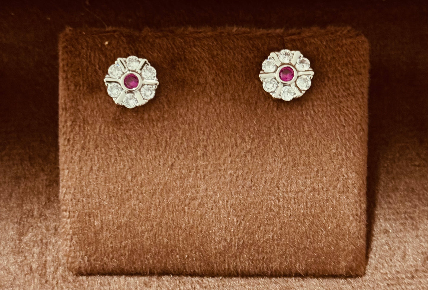 Women/Girls Silver Earrings with charming stones 20