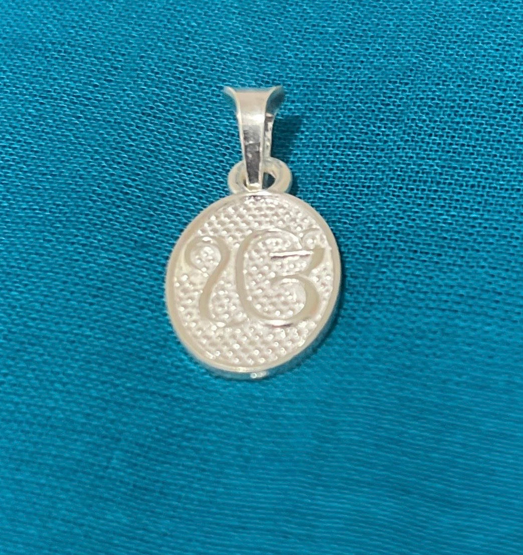 Ik onkar locket 2