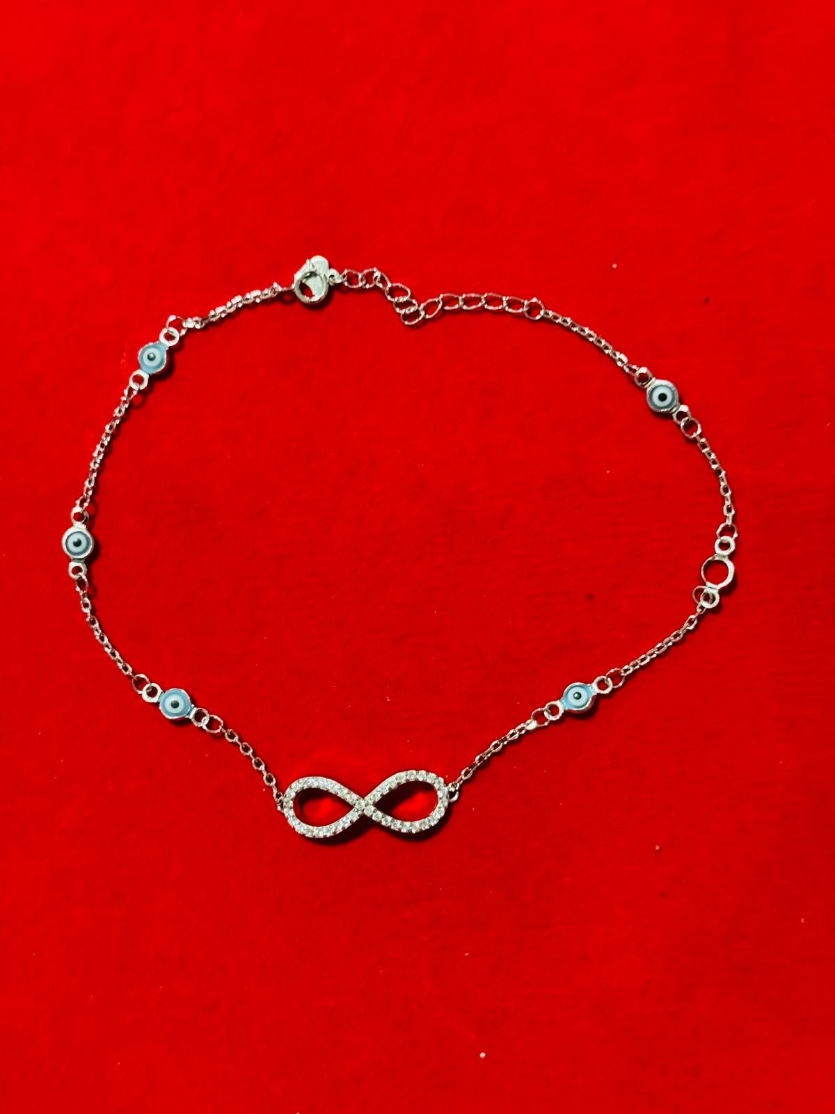 Women/ Girls Silver Bracelet 5