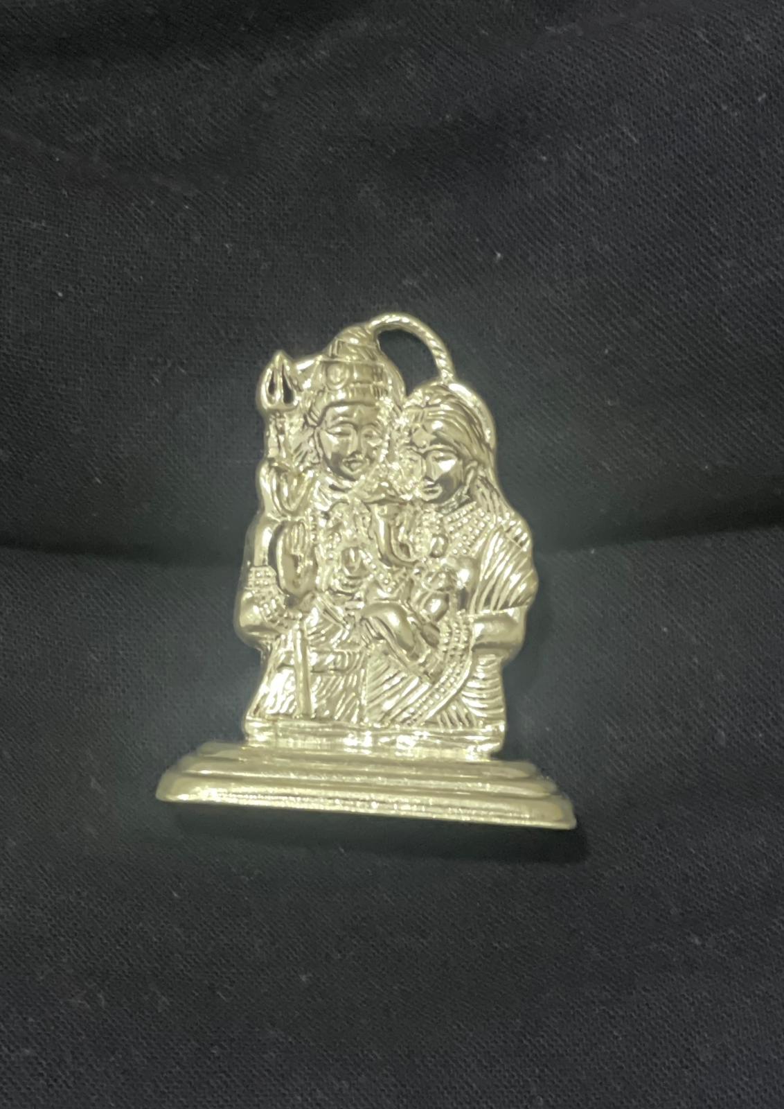 Shiv Parivar ( Shiv, Parvati and Sri Ganesha)