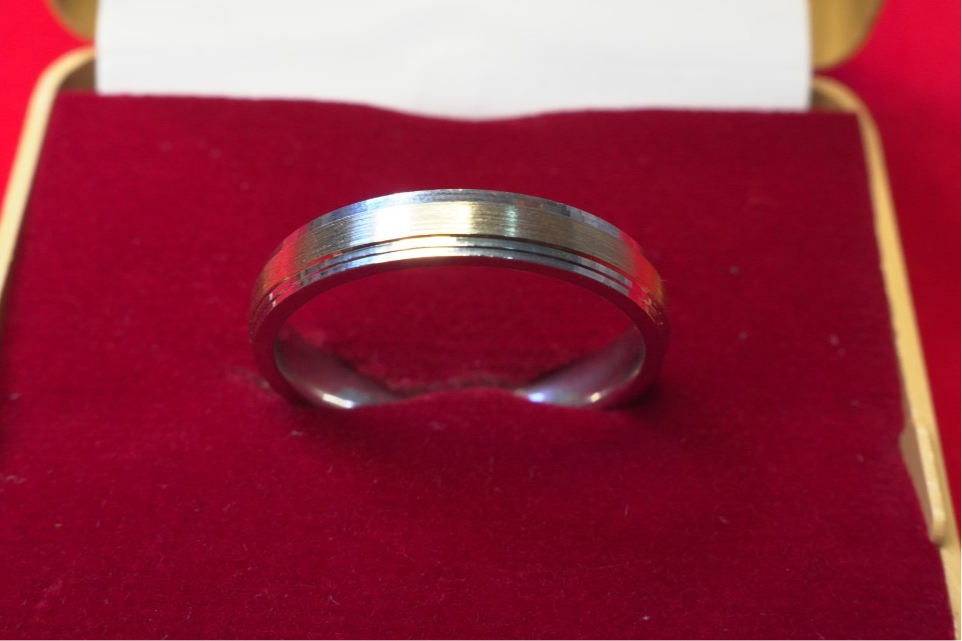 Men’s ring 6