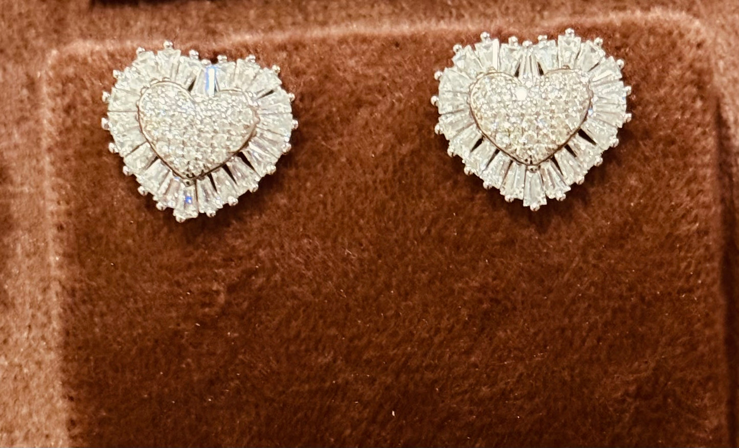 Women/Girls Silver Earrings with charming stones 11