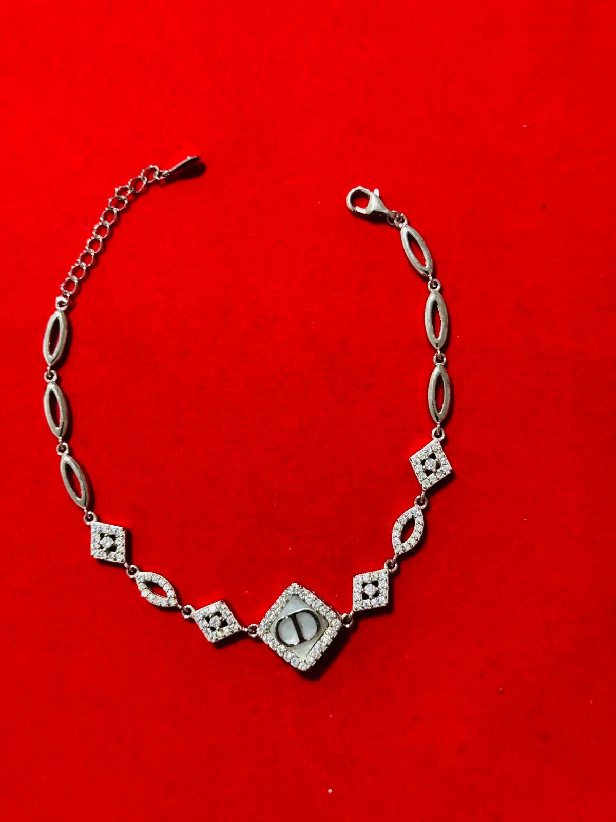 Women/ Girls Silver Bracelet 8